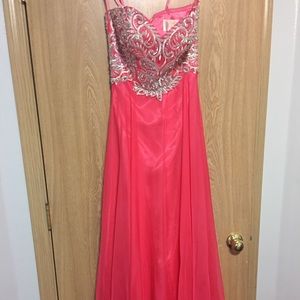 Coral strapless prom dress